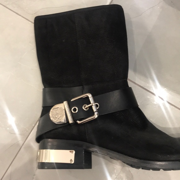 Vince Camuto Black Leather Boots - Picture 4 of 9